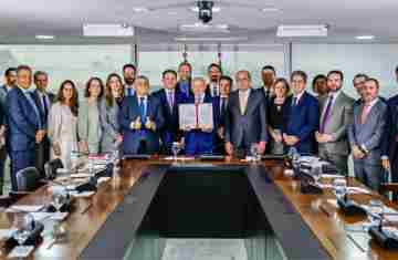  Lula sanciona Lei Antifacção e defende prisão de magnatas do crime 